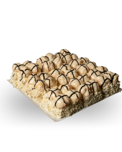 Beyaz Profiterollü Pasta